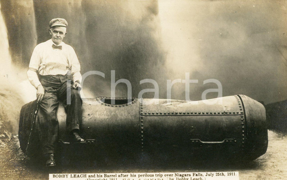 1911 CANADA Bobby LEACH and his barrel after perilous trip over NIAGARA FALLS  Cartolina postale d'epoca, non viaggiata.CONDIZIONI: FFORMATO: FP    originale e autentica 1