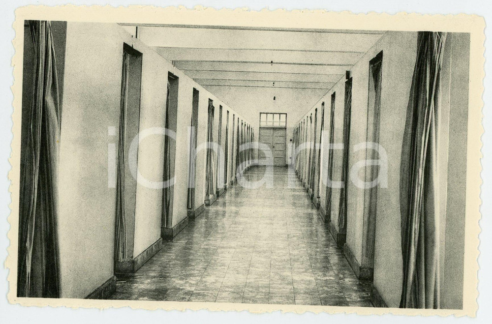1930 ca ELISABETHVILLE Athénée Royal - Chambrettes à l'internat - Postcard FP NV  Cartolina postale d'epoca, non viaggiata. FAIR/discreto Lievi smussature agli angoli Formato: FP originale e autentica 1