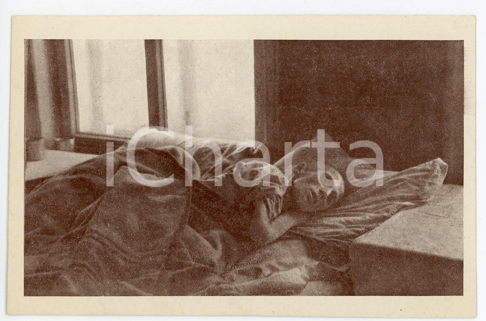 1920 ca RUSSIE - Secours Ouvrier - Enfant épuisé recueilli dans un asile Cartolina postale d'epoca, non viaggiata.Emessa dal "Comit&eacute; de Secours Ouvrier &agrave; la Russie - Bruxelles".CONDIZIONI: GFORMATO: FP    originale e autentica 1