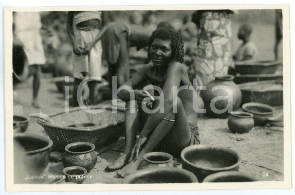 1930 ca C. ZAGOURSKI «L'Afrique qui disparaît» CONGO LUSAMBO Poterie *n. 20  Fotocartolina postale d'epoca, appartenente alla 1^serie &laquo;L'Afrique qui dispara&icirc;t&raquo; del fotografo Casimir Zagourski (L&eacute;opoldville).N&deg; 20, non viaggiata. GOOD/buono  Formato: 9x14 cm originale e autentica 1