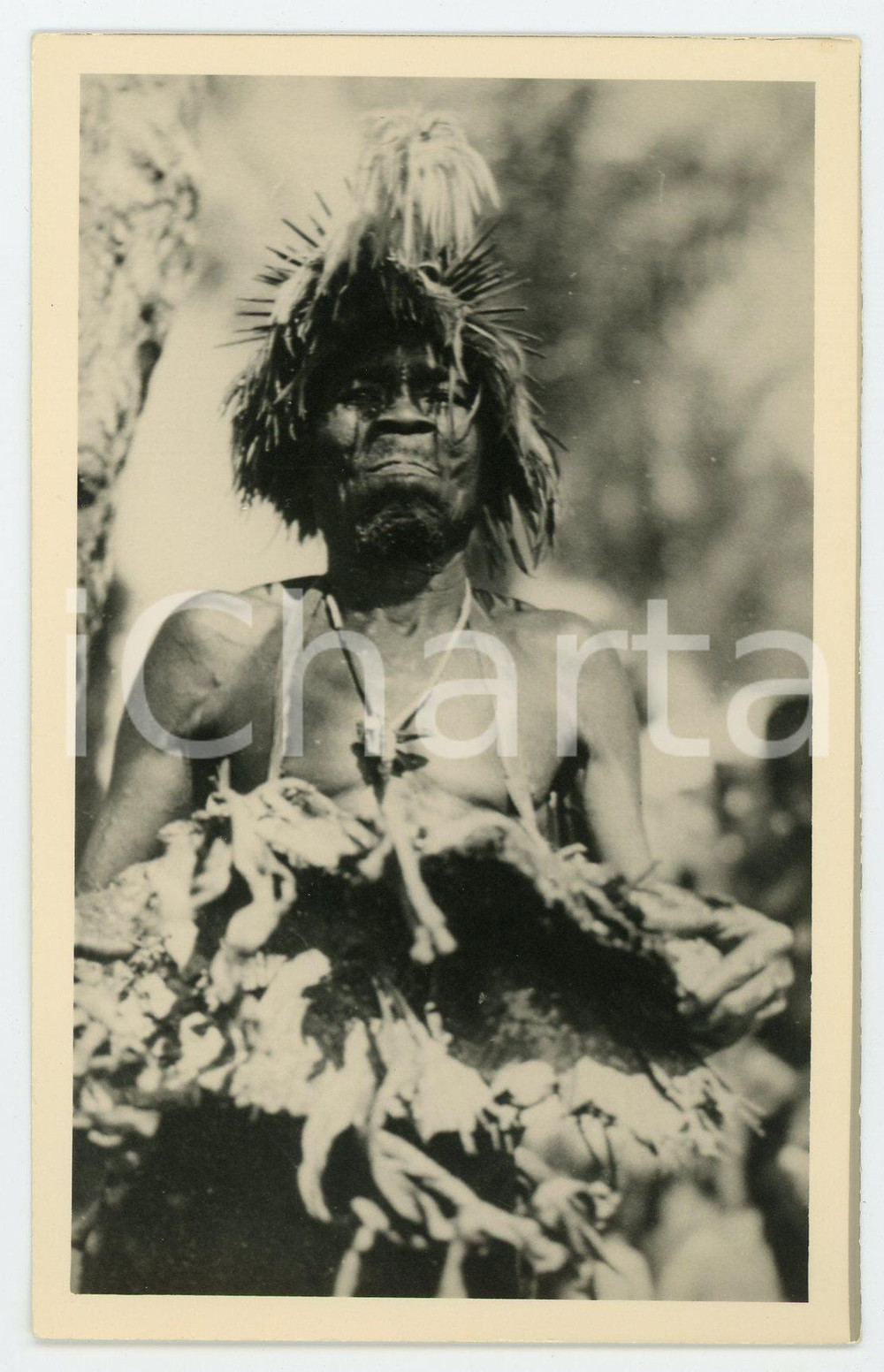 1930 ca C. ZAGOURSKI «L'Afrique qui disparaît»  Bakumus à Madula *Postcard 67  Fotocartolina postale d'epoca, appartenente alla 2^ serie &laquo;L'Afrique qui dispara&icirc;t&raquo; del fotografo Casimir Zagourski (L&eacute;opoldville).N&deg; 67, non viaggiata.CONDIZIONI: GFORMATO: 9x14 cm     originale e autentica 1