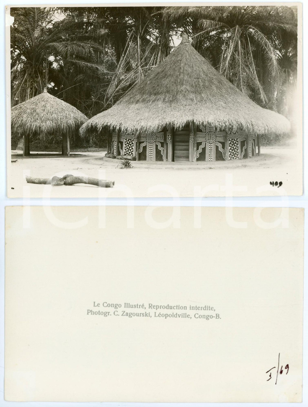 1930 C. ZAGOURSKI L'Afrique qui disparaît Pr. Or. MANGBETU Village EKIBONDO RPPC  Fotocartolina postale d'epoca, appartenente alla serie &laquo;L'Afrique qui dispara&icirc;t&raquo; del fotografo Casimir Zagourski (L&eacute;opoldville).N&deg; 69.CONDIZIONI: FAIR (piegatura verticale al margine sinistro)FORMATO: 14x9 cm    originale e autentica 1