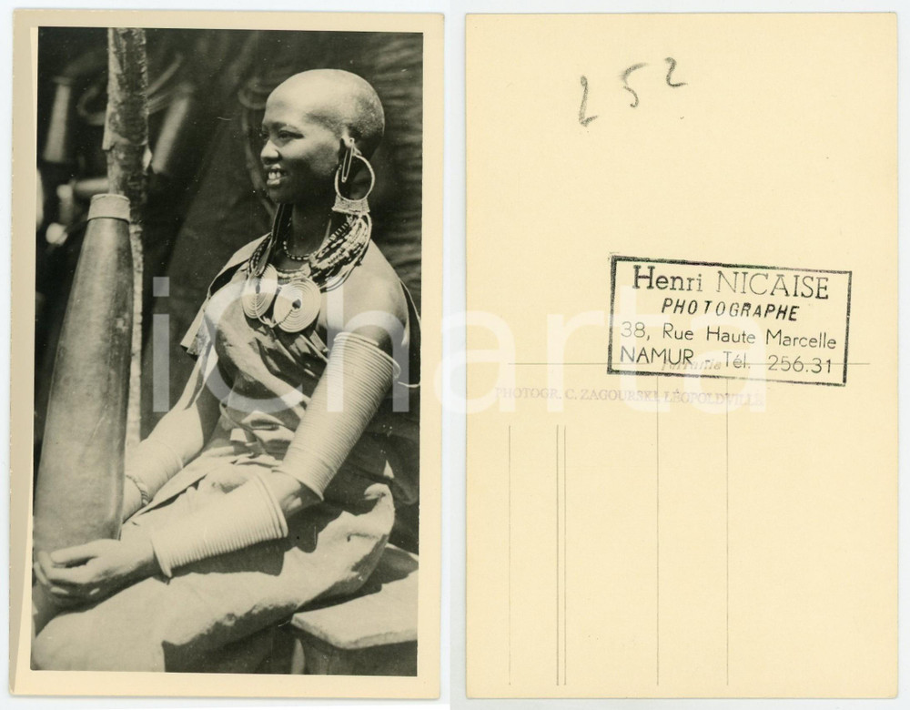 1930 ca C. ZAGOURSKI «L'Afrique qui disparaît» KENIA Femme MASSAI *Postcard 160  Fotocartolina postale d'epoca, appartenente alla 2^serie &laquo;L'Afrique qui dispara&icirc;t&raquo; del fotografo Casimir Zagourski (L&eacute;opoldville).N&deg;160, non viaggiata.CONDIZIONI: GFORMATO: 9x14 cm    originale e autentica 1