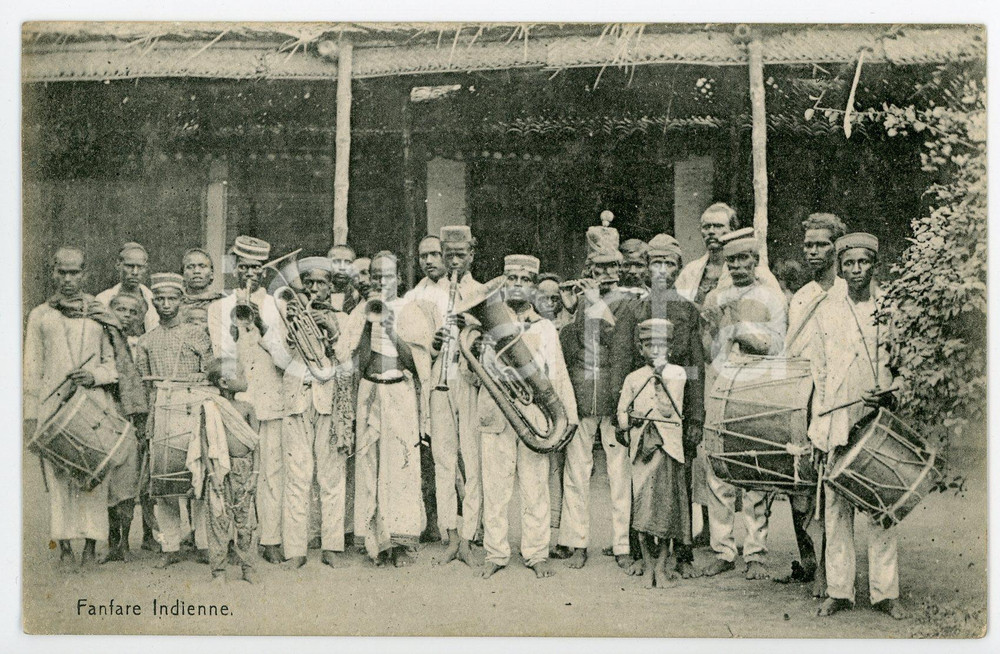 1910 ca INDIA Fanfare indienne - Vintage Postcard FP NV Cartolina postale d'epoca, non viaggiata. CONDIZIONI: FAIRFORMATO: FP    originale e autentica 1