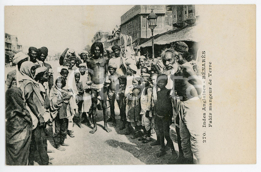 1900 ca BENARES - INDIA Fakir mangeur de terre - Vintage Postcard FP NV Cartolina postale d'epoca, non viaggiata. CONDIZIONI: FAIRFORMATO: FP    originale e autentica 1