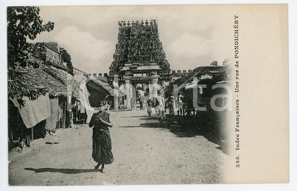1900 ca INDIA Une rue de PONDICHERRY - Vintage Postcard FP NV Cartolina postale d'epoca, non viaggiata. CONDIZIONI: FAIRFORMATO: FP    originale e autentica 1