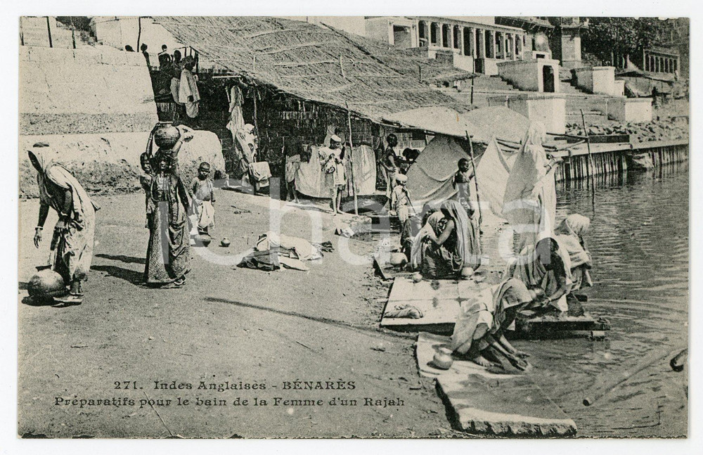 1900 ca BENARES - INDIA Préparatifs pour le bain de la Femme du Rajah - Postcard Cartolina postale d'epoca, non viaggiata. CONDIZIONI: FAIRFORMATO: FP    originale e autentica 1