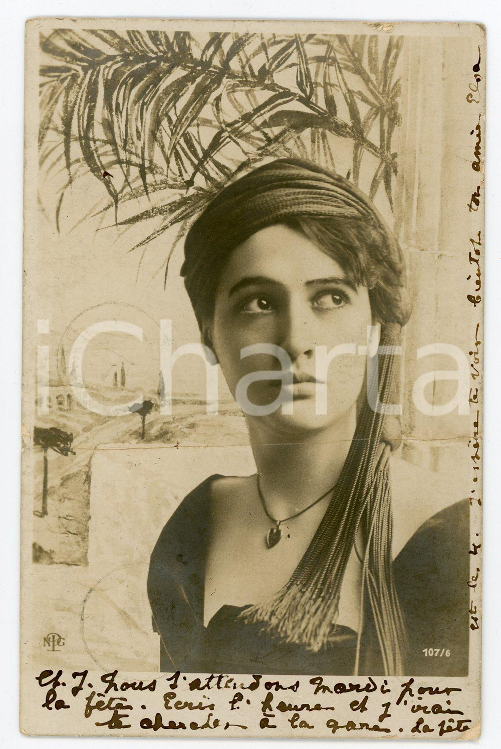 1902 Portrait of a woman - Oriental style - Photo postcard RPPC DAMAGED ed. NPG   Fotografia d'epoca, in formato cartolina postale, viaggiata.CONDIZIONI: VERY POOR (profonda piegatura centrale)FORMATO: FP    originale e autentica 1