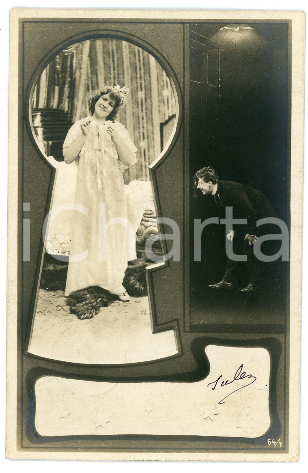 Cartolina originale da collezione 1902 VINTAGE EROTIC Voyeur spying on girl through keyhole 3  Postcard FP 1