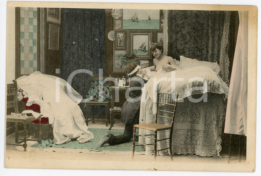 1900 ca VINTAGE EROTIC Newlyweds in their bedroom (7) - Postcard FP  Cartolina postale d'epoca, scritta ma non viaggiata.CONDIZIONI: POOR (profonde piegature angolari)FORMATO: FP    originale e autentica 1