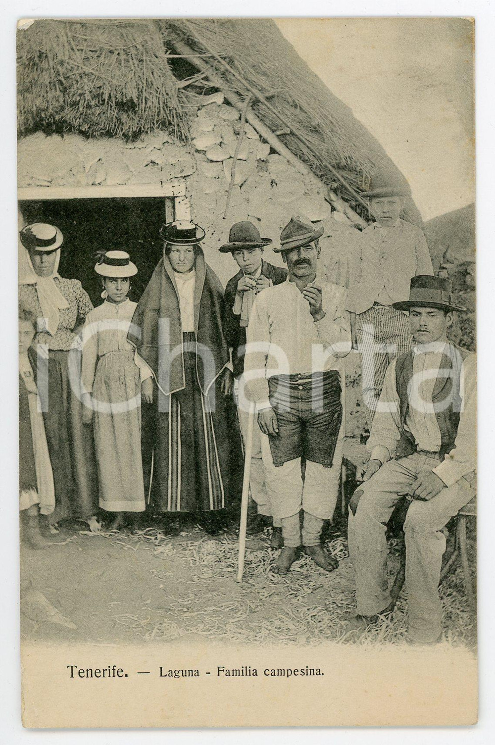 1909 TENERIFE (ESPAÃ‘A) Laguna - Familia campesina - Tarjeta postal ETHNIC TYPES Cartolina postale d'epoca, viaggiata.CONDIZIONI: F (minime sbrecciature angolari)FORMATO: FP     originale e autentica 1