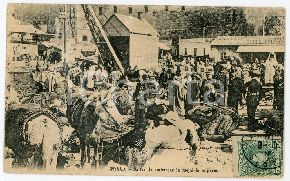 1909 CAMPAÑA DE MELILLA Antes de embarcar la mejal-la imperial - Tarjeta postal Cartolina postale d'epoca, viaggiata. CONDIZIONI: P (piccoli fori centrali)FORMATO: FP    originale e autentica 1