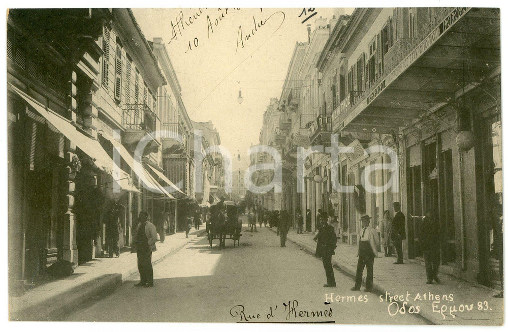 1918 ATHENS (GREECE) People on Hermes Street - Postcard FP NV  Cartolina d'epoca, non viaggiata ma con nota manoscritta al verso.  FAIR/discreto Smussature agli angoli Formato: FP originale e autentica 1