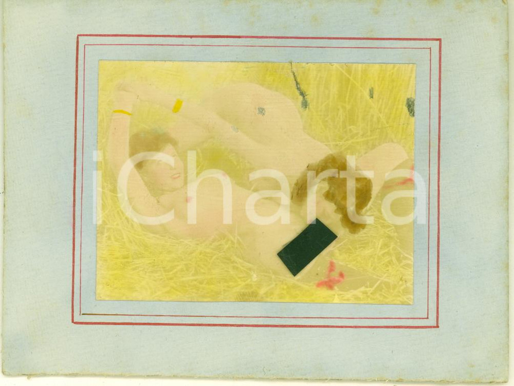 1890 ca VINTAGE EROTIC LESBIAN Two women in a field *RARE PORN Photo chromo 13x9 Fotografia originale d'epoca, stampata in cromolitografia e montata su cartoncino rigido.CONDIZIONI: POOR (macchie)FORMATO: 13x9 cm    originale e autentica 1