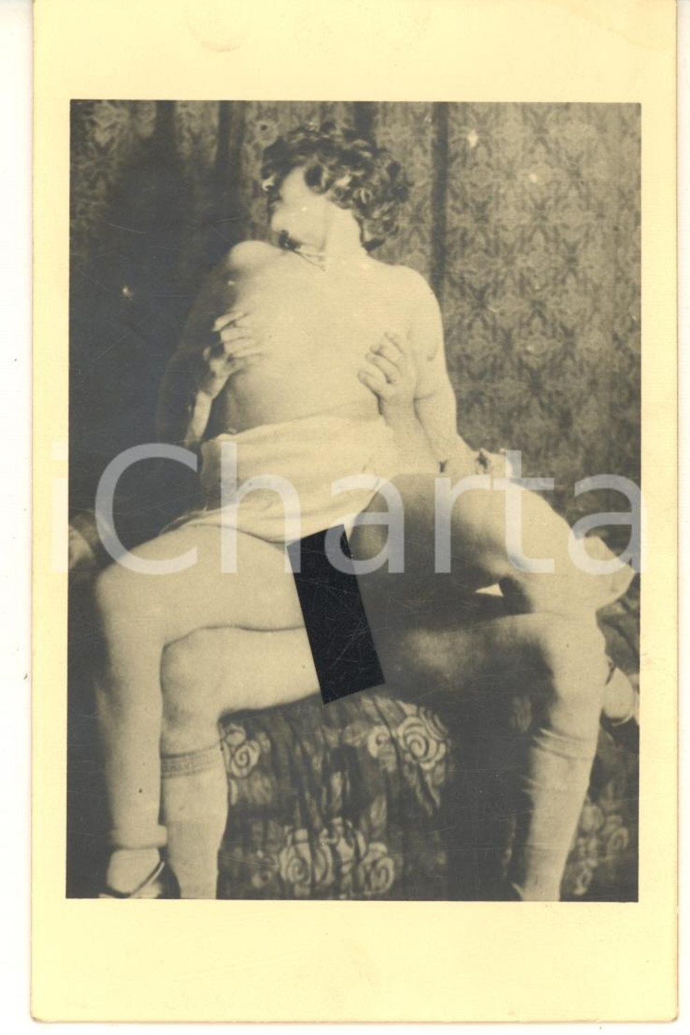 1940 ca VINTAGE EROTIC Nude couple having sex (7) RARE Photo PORN 9x14 cm Fotografia originale d'epoca, in formato cartolina postale.CONDIZIONI: GFORMATO: 9x14 cm    originale e autentica 1