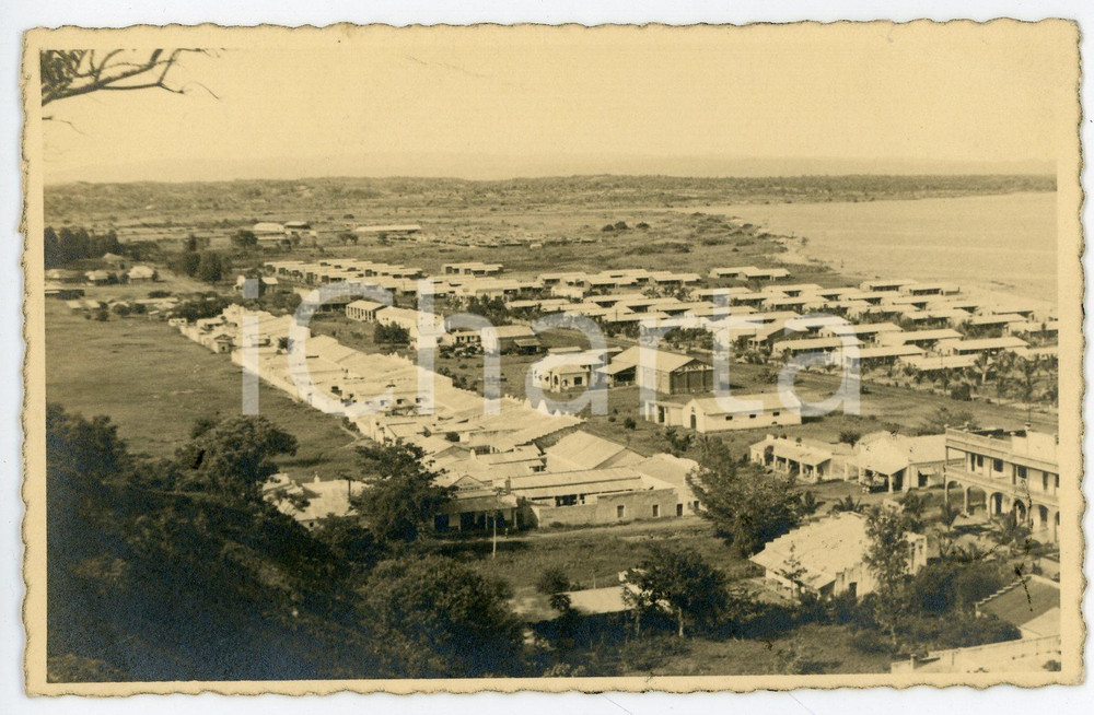 1936 ALBERTVILLE - CONGO BELGE Overview of the city - Postcard FP VG Cartolina postale autentica, viaggiata. CONDIZIONI: POOR (prodonda piegatura e piccolo strappo all'angolo superiore destro)FORMATO: FP    originale e autentica 1