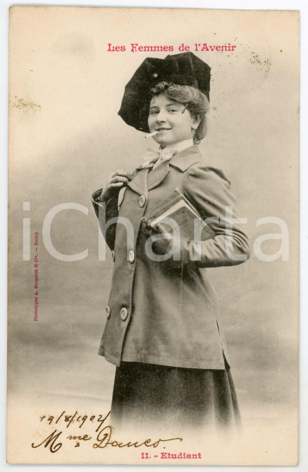 1902 FRANCE HUMOUR Les femmes de l'avenir - Etudiant - Postcard n° 11  Cartolina postale d'epoca, viaggiata.Si tratta di una serie che immaginava le donne del futuro nei mestieri che, all'epoca, erano riservati agli uomini.EDITORE: A. Bergeret - Nancy GOOD/buono  Formato: 9x14 cm originale e autentica 1