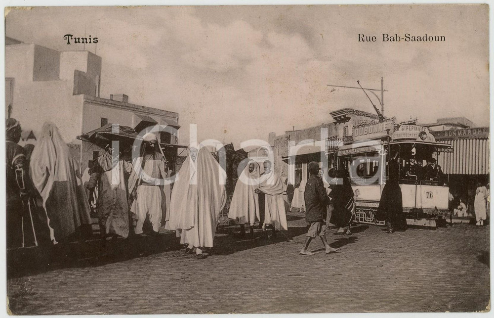 1906 TUNIS Rue Bab-Saadoun - ANIMATED French colonial postcard  Cartolina postale d'epoca, non viaggiata.CONDIZIONI: G (minime sbrecciature angolari)FORMATO: FP    originale e autentica 1