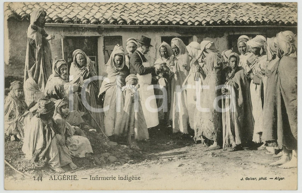 1910 ca ALGERIE Infirmerie indigéne - Carte postale FP NV  Cartolina postale d'epoca, non viaggiata.EDITORE: J. Geiser, AlgerCONDIZIONI: FAIRFORMATO: FP    originale e autentica 1