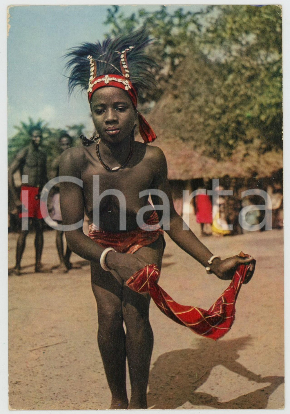 1970 AFRIQUE EN COULEURS Danseuse au mouchoir NU ETHNIQUE Carte postale FG VG  Cartolina postale d'epoca, non viaggiata.EDITORE: Hoa-QuiCONDIZIONI: FAIRFORMATO: FG    originale e autentica 1