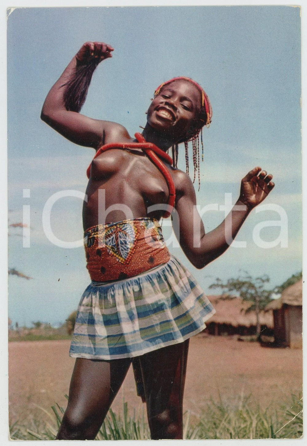 1960 L'AFRIQUE EN COULEURS Petite Danseuses NU ETHNIQUE Carte postale FG VG  Cartolina postale d'epoca, viaggiata.EDITORE: Editions Hoa-QuiCONDIZIONI: FAIR (piegature agli angoli)FORMATO: FG    originale e autentica 1