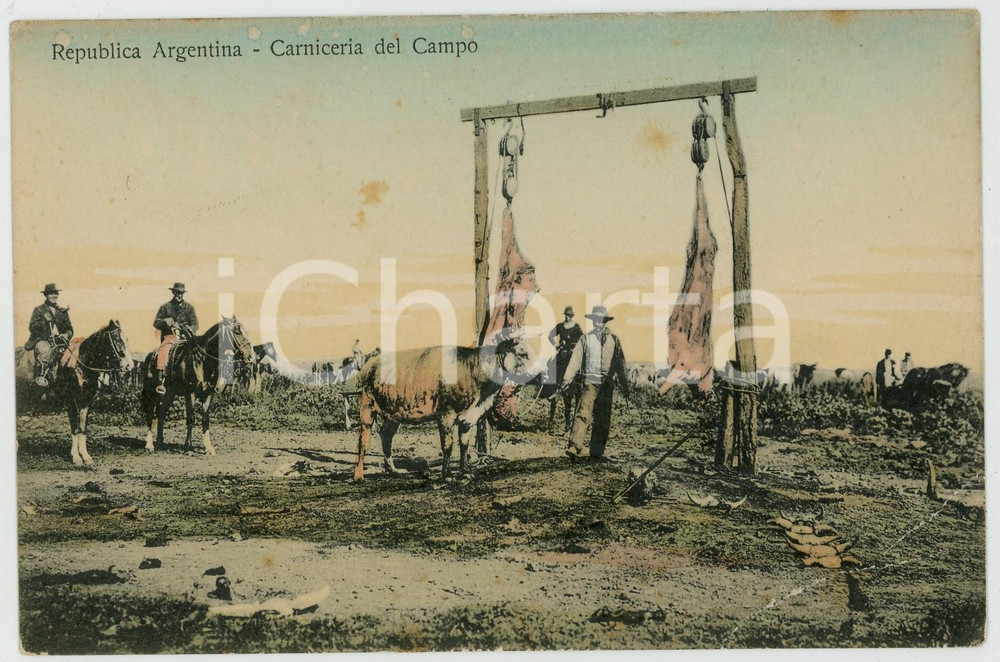 1910 ca COSTUMBRES ARGENTINA Carniceria del Campo - Tarjeta postal Cartolina postale d'epoca, non viaggiata.CONDIZIONI: POOR (piegature evidenti al lato inferiore)FORMATO: FPEDITORE: Z. Fumagalli - Buenos Aires    originale e autentica 1
