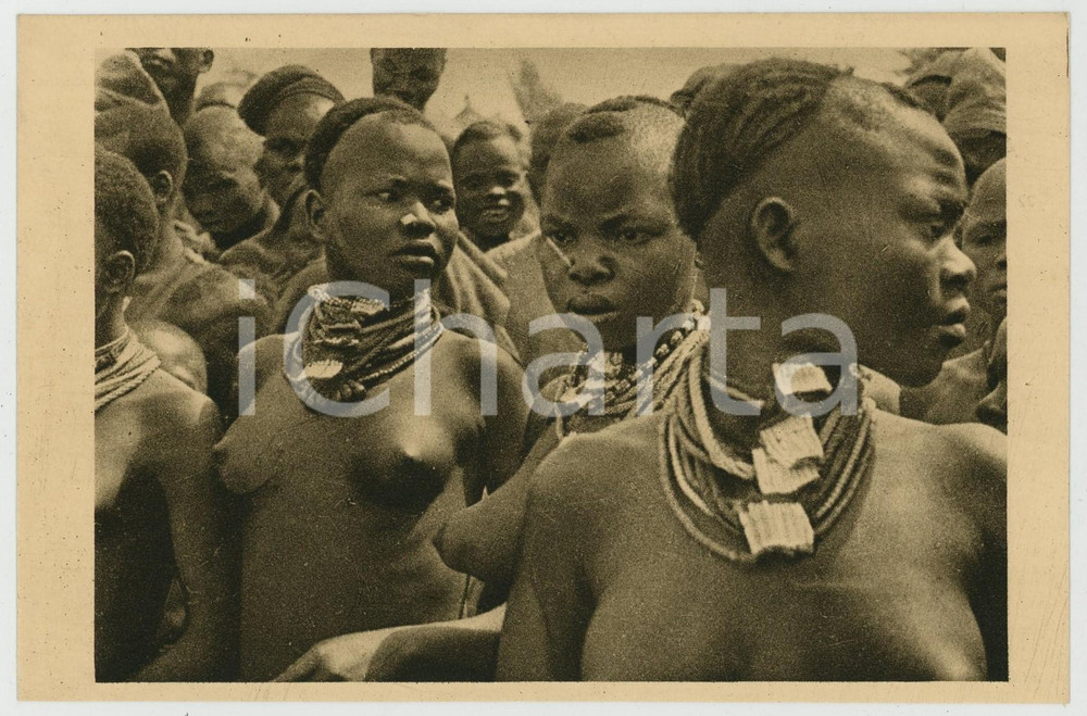 1930 AFRIQUE EQUATORIALE FRANCAISE - TCHAD - Filles MOUNDANG à Léré *Ethnic nude Cartolina postale d'epoca, realizzata da fotografia di Ren&eacute; Moreau, non viaggiata.CONDIZIONI: GFORMATO: FP    originale e autentica 1
