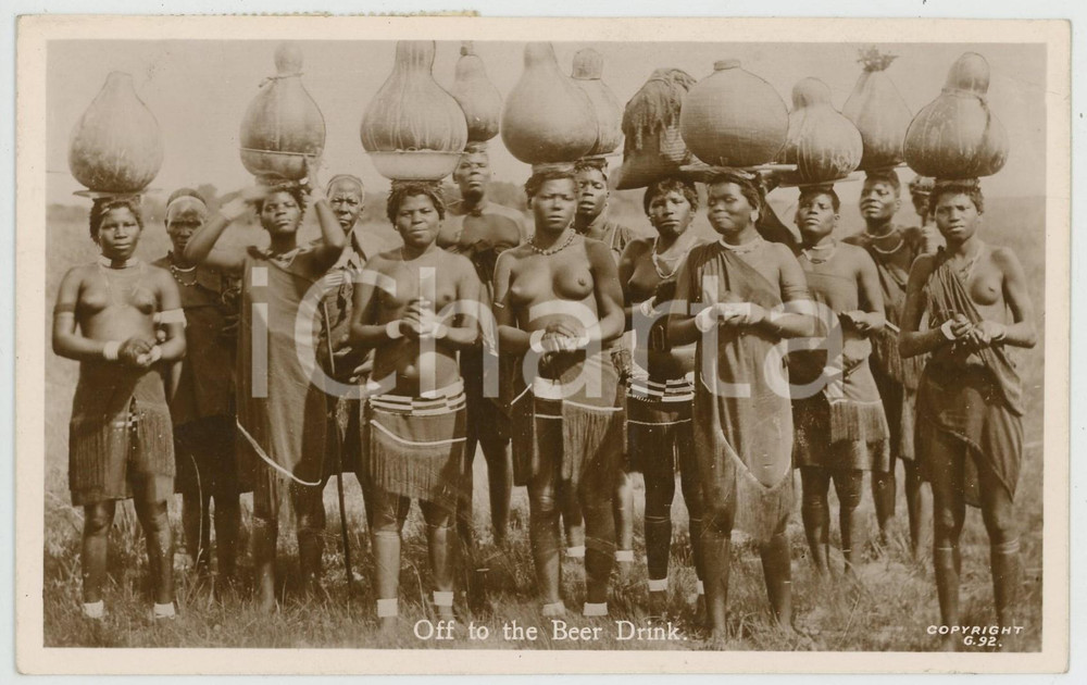 1953 SOUTH AFRICA Off the Beer Drink - RPPC Postcard ETHNIC NUDE Cartolina postale d'epoca, viaggiata.CONDIZIONI: GFORMATO: FP    originale e autentica 1
