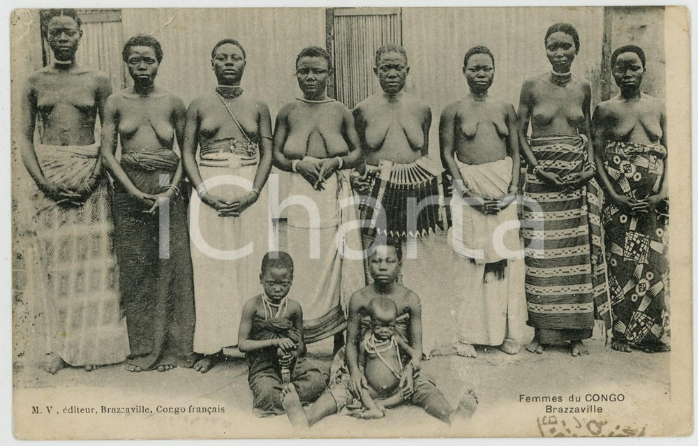 1905 ca BRAZZAVILLE (CONGO) Femmes - Postcard ETHNIC NUDE CPA Cartolina postale d'epoca, non viaggiata.CONDIZIONI: G (minima piegatura angolare)FORMATO: FP    originale e autentica 1
