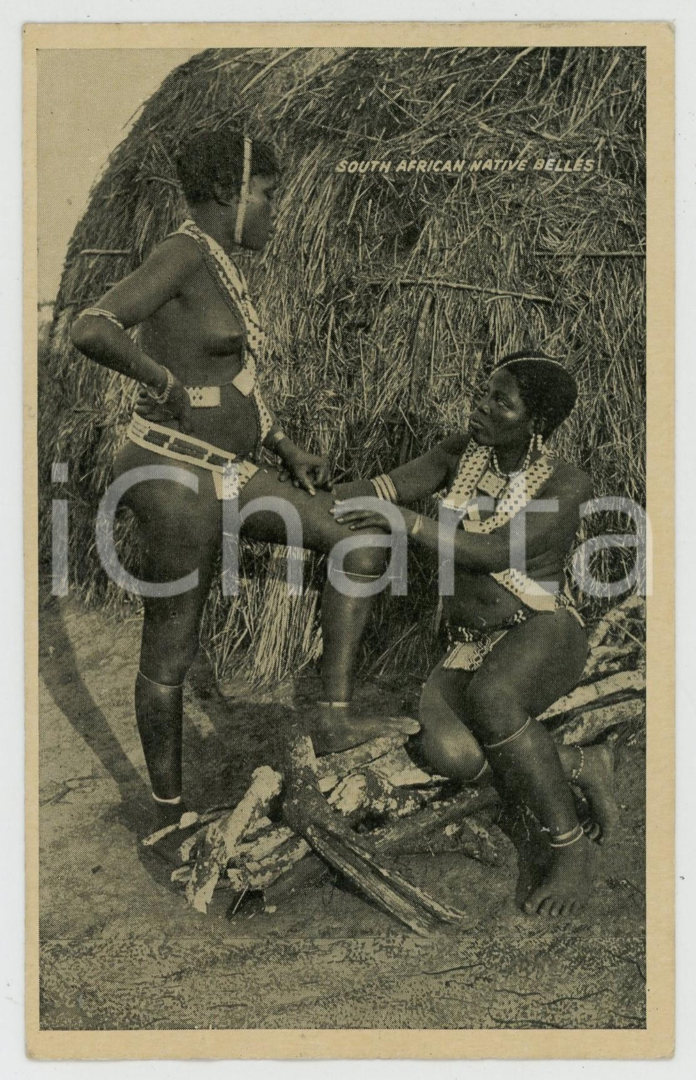 1955 ca AFRICA FOLKLORE South Africans Native Belles - RPPC photo postcard Cartolina postale d'epoca, non viaggiata.CONDIZIONI: POOR (increspature al lato inferiore; macchia al verso)FORMATO: FPEDITORE: Newman Art - Cape Town    originale e autentica 1
