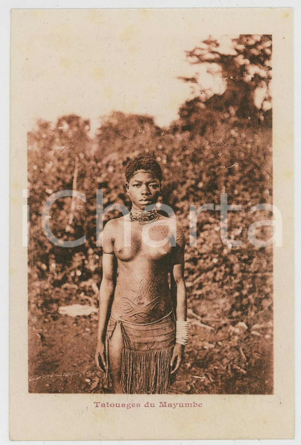 1920 ca AFRIQUE CONGO MAYUMBE Femme avec tatouages - Postcard ETHNIC NUDE Cartolina postale d'epoca, non viaggiata.CONDIZIONI: GFORMATO: FP    originale e autentica 1