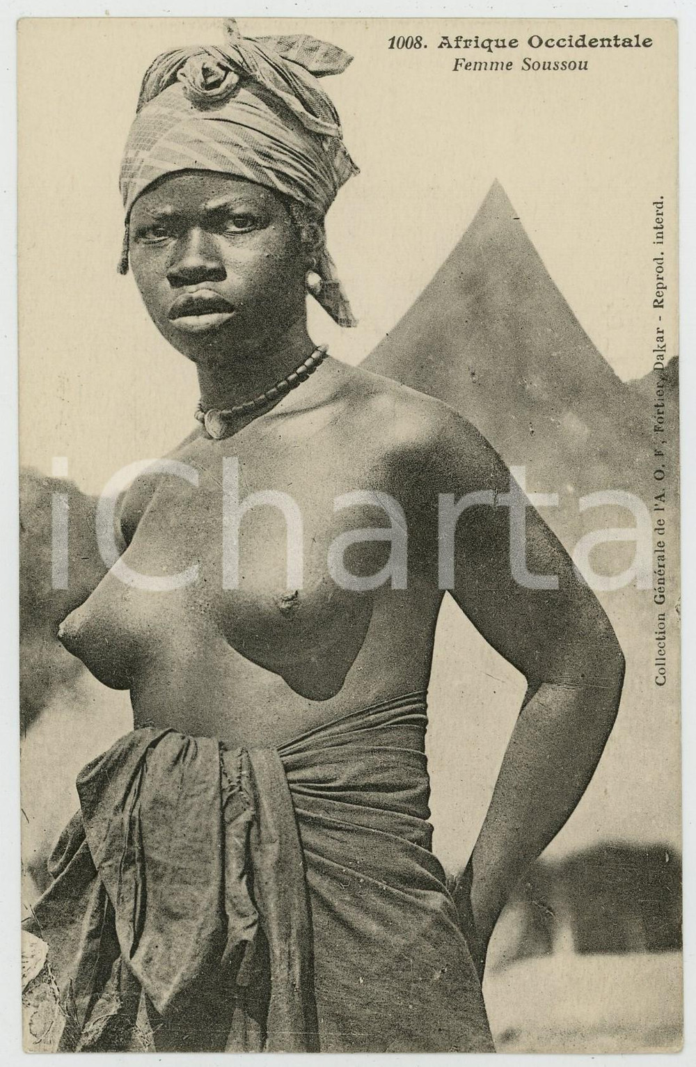 1920 ca AFRIQUE OCCIDENTALE Femme SOUSSOU - Postcard ed. FORTIER Cartolina postale d'epoca, non viaggiata.CONDIZIONI: GFORMATO: FP    originale e autentica 1