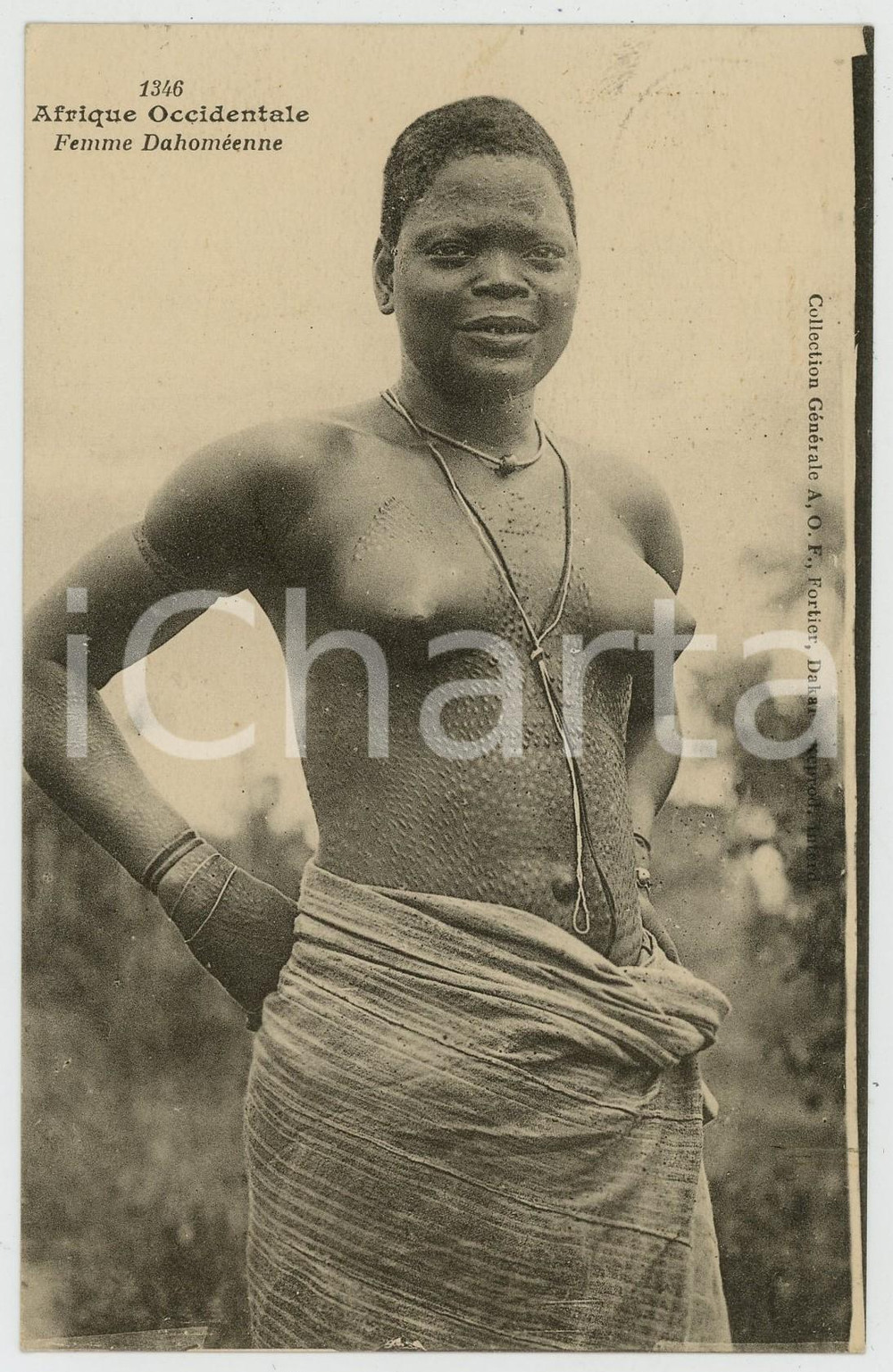 Cartolina originale da collezione 1910 ca AFRIQUE OCCIDENTALE Femme DahomÃ©enne Postcard ETHNIC NUDE Scarification 1
