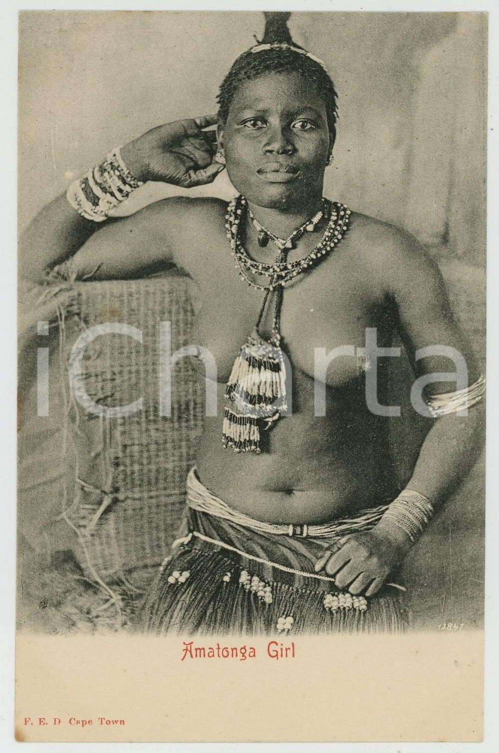 1900ca ZULULAND - SOUTH AFRICA Amatonga girl ETHNIC NUDE Postcard FP NV  Cartolina postale d'epoca, non viaggiata. CONDIZIONI: FAIR (lieve brunitura all'angolo inferiore sinistro)FORMATO: FP    originale e autentica 1