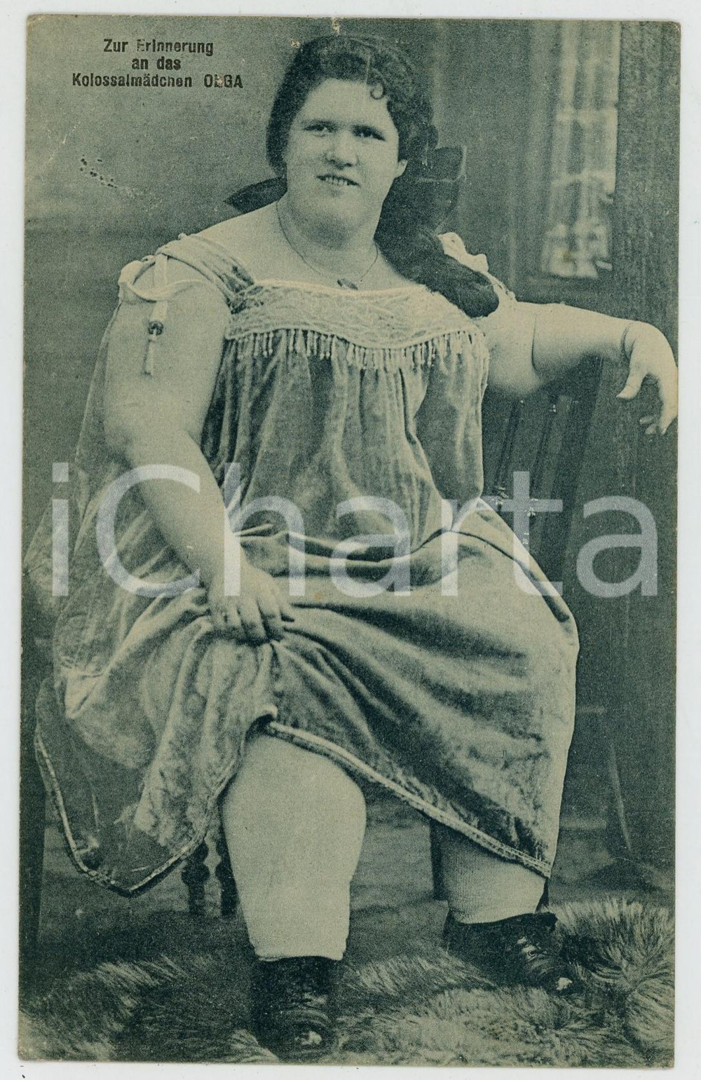 1910 ca CIRCUS FREAKS Zur Erinnerung an das Kolossalmädchen OLGA *Postcard  Cartolina postale d'epoca, non viaggiata.CONDIZIONI: GFORMATO: FP    originale e autentica 1