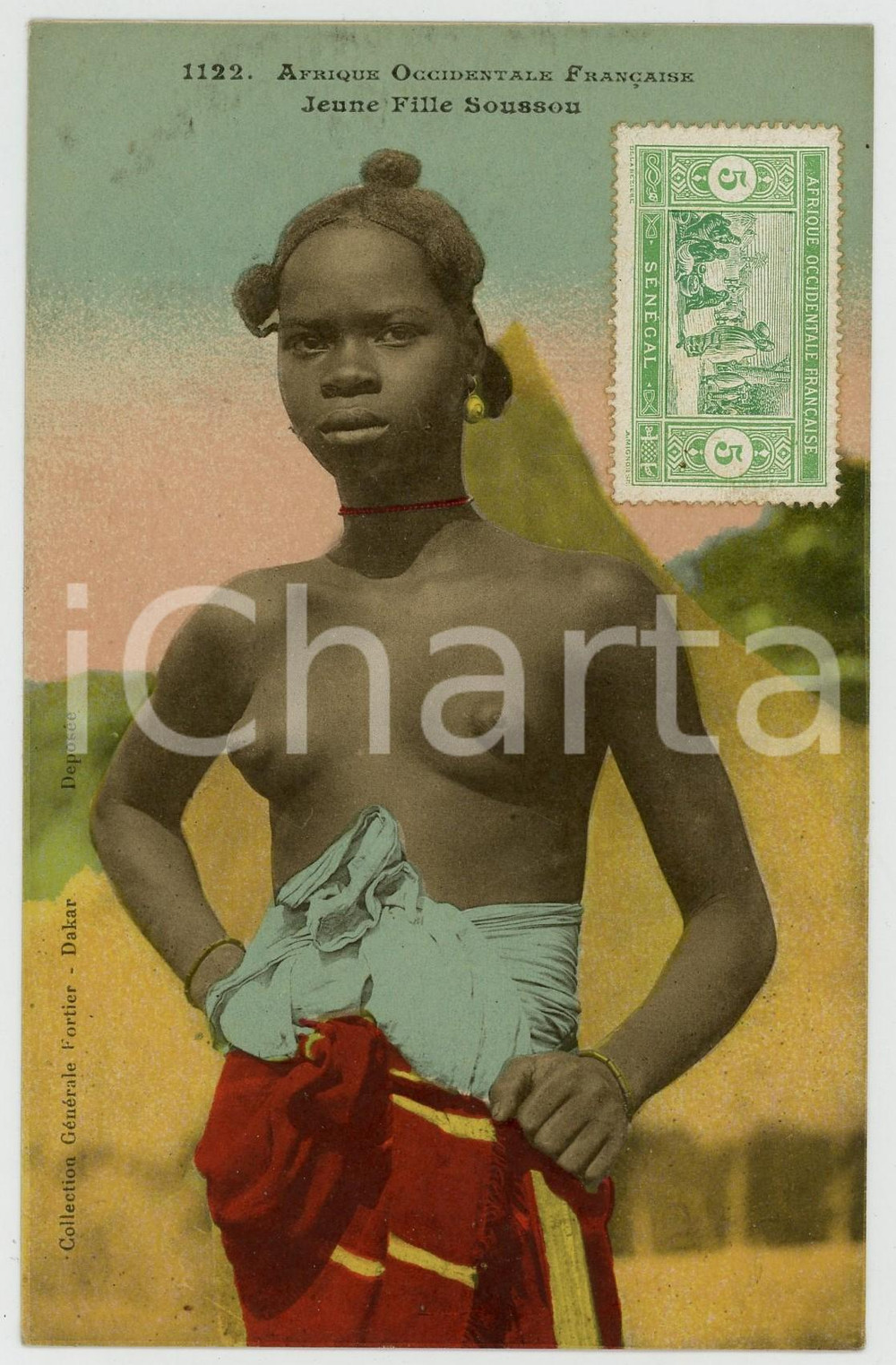 Cartolina originale da collezione 1920 AFRIQUE OCCIDENTALE FRANÃ‡AISE Jeune fille Soussou NU ETHNIQUE Carte postale 1