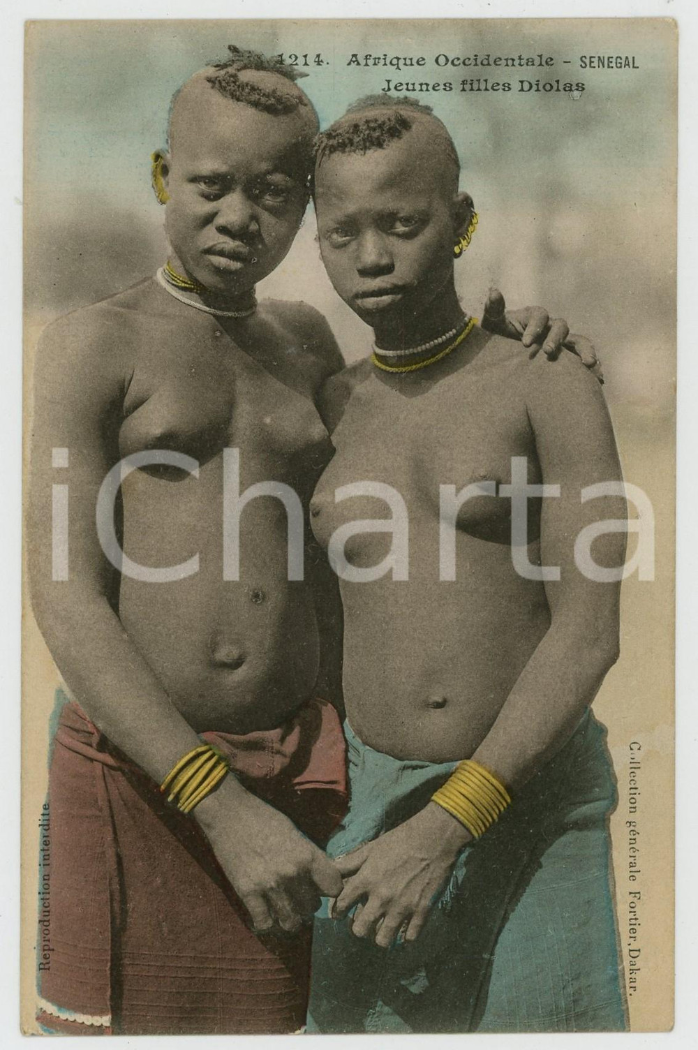 1920ca SENEGAL Jeunes filles Diolas NU ETHNIQUE Carte postale FP NV  Cartolina postale d'epoca, non viaggiata.CONDIZIONI: FAIRFORMATO: FP    originale e autentica 1