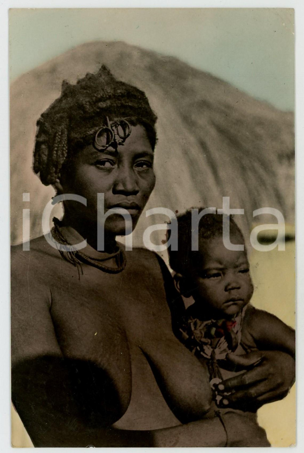 1953 CONGO BELGE Femme Baholo avec son enfant NU ETHNIQUE Carte postale FP VG  Cartolina postale d'epoca, viaggiata.EDITORE: Editeur Best, AnversCONDIZIONI: FAIR (lieve piegatura all'angolo superiore destro)FORMATO: FP    originale e autentica 1