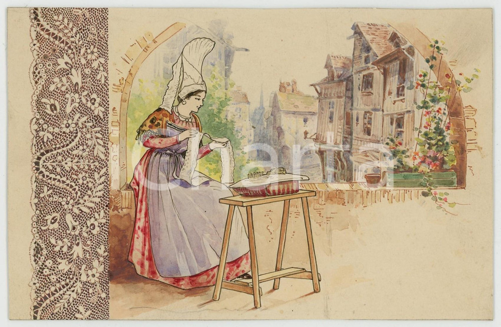 1910 ca LES DENTELLES ALENÇON Vieille rue *Bozzetto cartolina DIPINTO A MANO Bozzetto originale per cartolina postale d'epoca, su cartoncino rigido, disegnato e acquerellato a mano.La serie pubblicizzava il "Chocolat Lombart".Al verso &egrave; applicato su carta il marchio dell'editore: "Gouweloos Fr&egrave;re et Soeur - Bruxelles". GOOD/buono  Formato: 14x9 cm originale e autentica 1