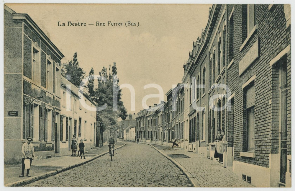 1924 LA HESTRE (BELGIQUE) Rue Ferrer (Bas) - Carte postale ANIMEE enfants CPA  Cartolina postale d'epoca, viaggiata.CONDIZIONI: GFORMATO: FP    originale e autentica 1