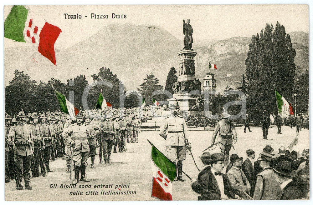 1918 WW1 - TRENTO Alpini in Piazza Dante - Cartolina ANIMATA FP NV  Cartolina d'epoca, non viaggiata. CONDIZIONI: FAIRFORMATO: FP    originale e autentica 1