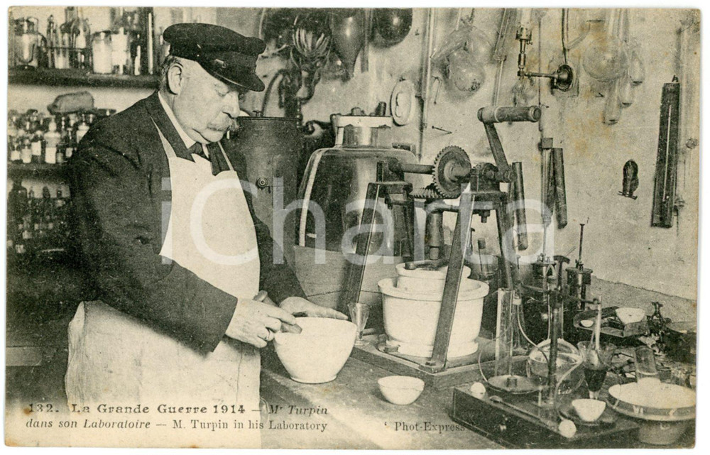Grande Guerre 1914 PARIS - M. TURPIN dans son laboratoire  - Carte postale CPA  Cartolina postale d'epoca, non viaggiata.CONDIZIONI: GFORMATO: FP    originale e autentica 1