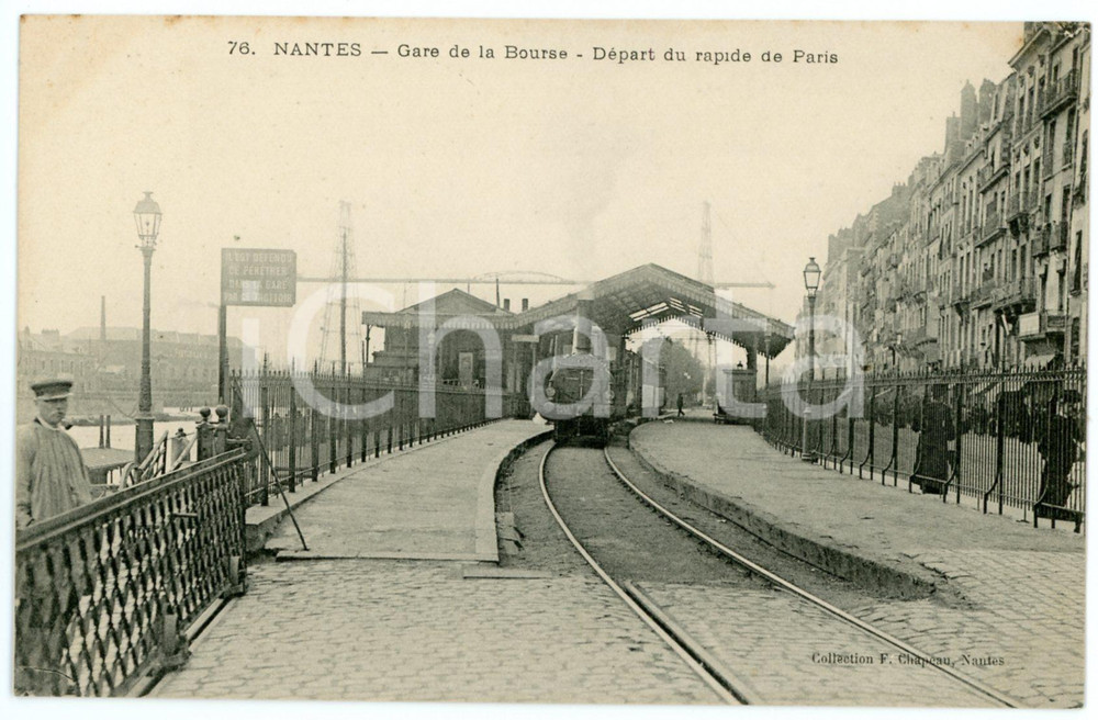 1910 ca NANTES Gare de la Bourse - Départ du rapide de Paris - Carte postale FP  Cartolina postale d'epoca, non viaggiata. FAIR/discreto Lievi smussature agli angoli Formato: FP originale e autentica 1