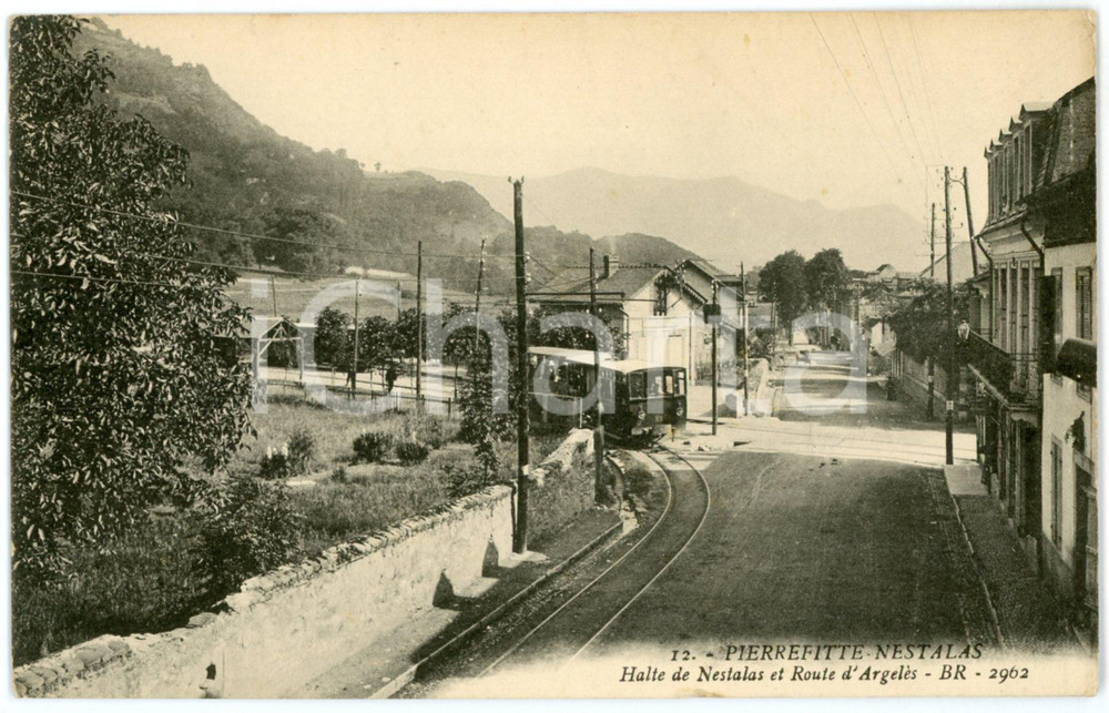 1910 ca PIERREFITTE-NESTALAS (FRANCE) Route d'Argelès - Carte postale FP NV  Cartolina d'epoca, viaggiata. FAIR/discreto Lievi smussature agli angoli Formato: FP originale e autentica 1