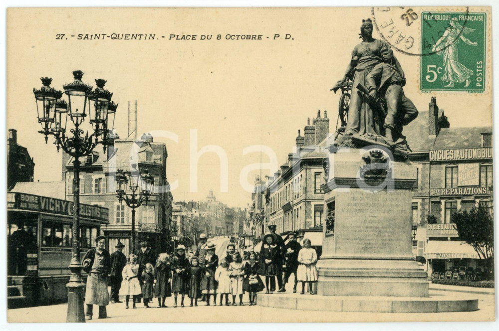 1911 SAINT-QUENTIN (FRANCE) Place du 8 Octobre - Carte postale ANIMEE  Cartolina postale d'epoca, viaggiata.CONDIZIONI: GFORMATO: FP    originale e autentica 1