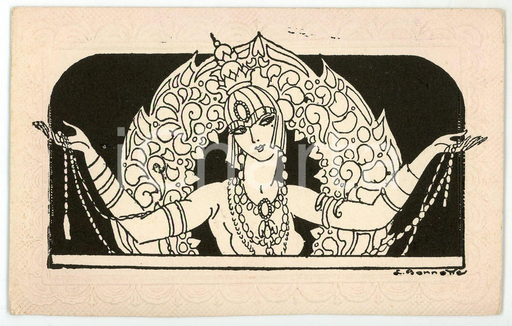 1910 ca ART DECO Artist Léon BONNOTTE - Woman - Black - Embossed postcard  Cartolina postale d'epoca, non viaggiata.CONDIZIONI: FAIR (minimo foro di affissione al lato sinistro)FORMATO: FP    originale e autentica 1