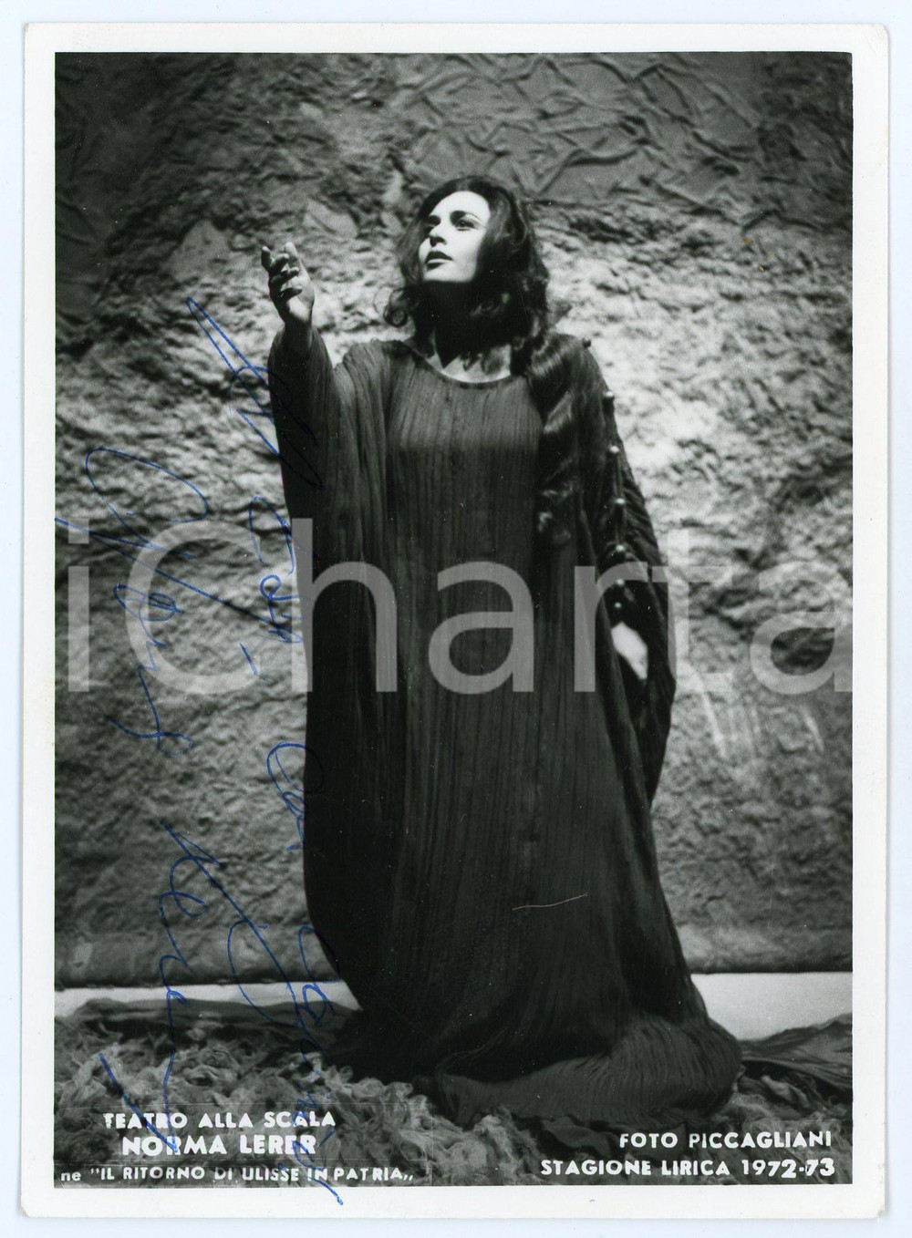 1973 MILANO Teatro alla Scala - Norma LERER contralto - AUTOGRAPHED Photo 11x15 Fotografia seriale d'epoca, con autografo. CONDIZIONI: GFORMATO: 11x15 cm     originale e autentica 1