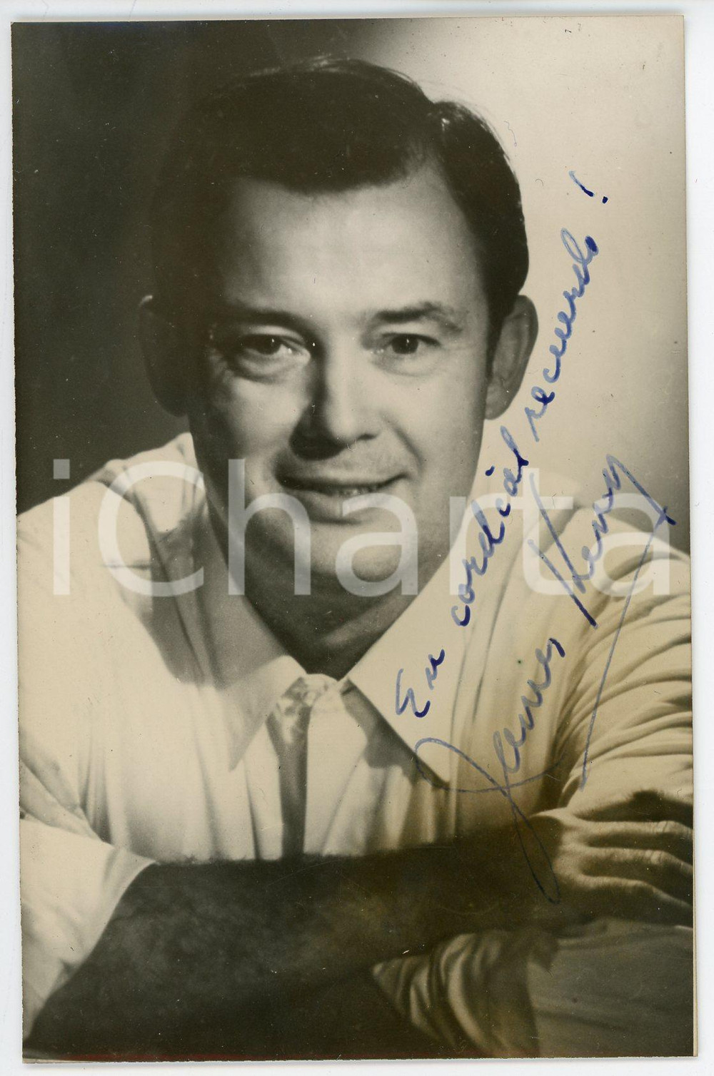 1971 James KING American operatic tenor - AUTOGRAPHED Photo 9x14 cm Fotografia d'epoca, con autografo. CONDIZIONI: P (piegatura al lato sinistro; alone)FORMATO: 9x14 cm     originale e autentica 1