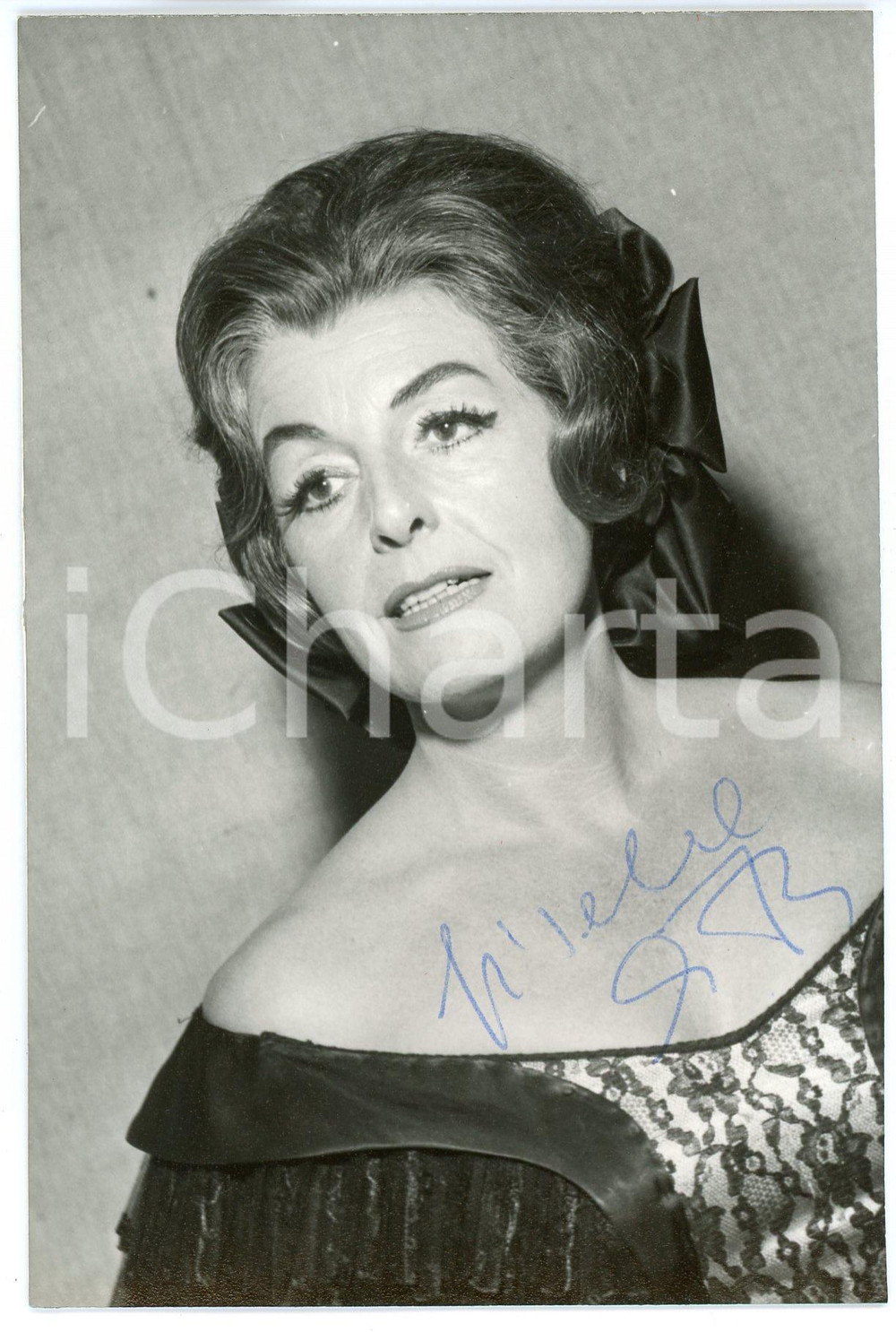 1971 Margarita LILOVA  Bulgarian mezzo-soprano - AUTOGRAPHED Photo 10x15 cm Fotografia d'epoca, con autografo. CONDIZIONI: GFORMATO: 10x15 cm     originale e autentica 1