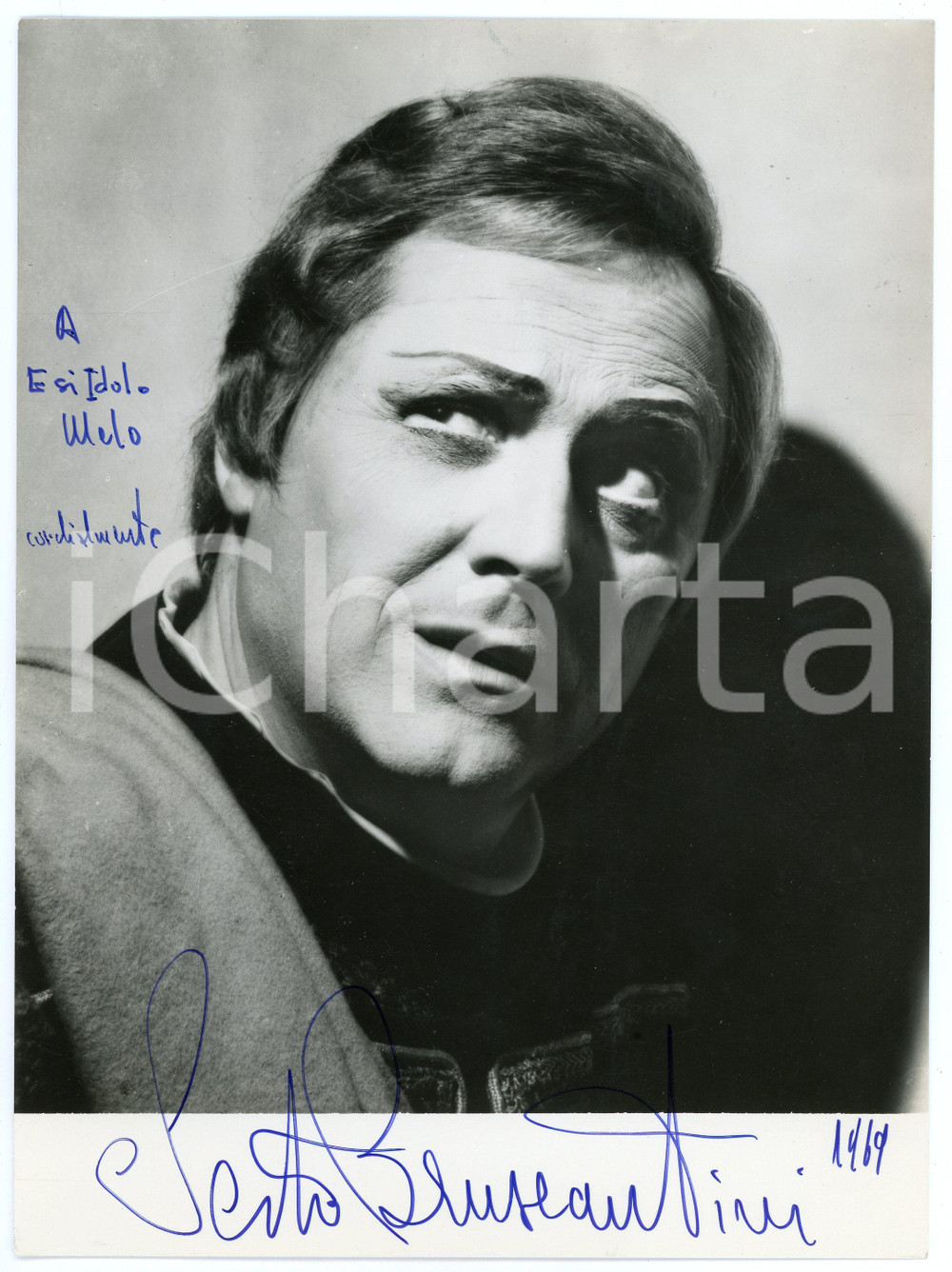 1969 Sesto BRUSCANTINI baritono - Yago ("Otello") - Foto con AUTOGRAFO 18x24 cm Fotografia d'epoca, con autografo. CONDIZIONI: GFORMATO: 18x24 cm     originale e autentica 1